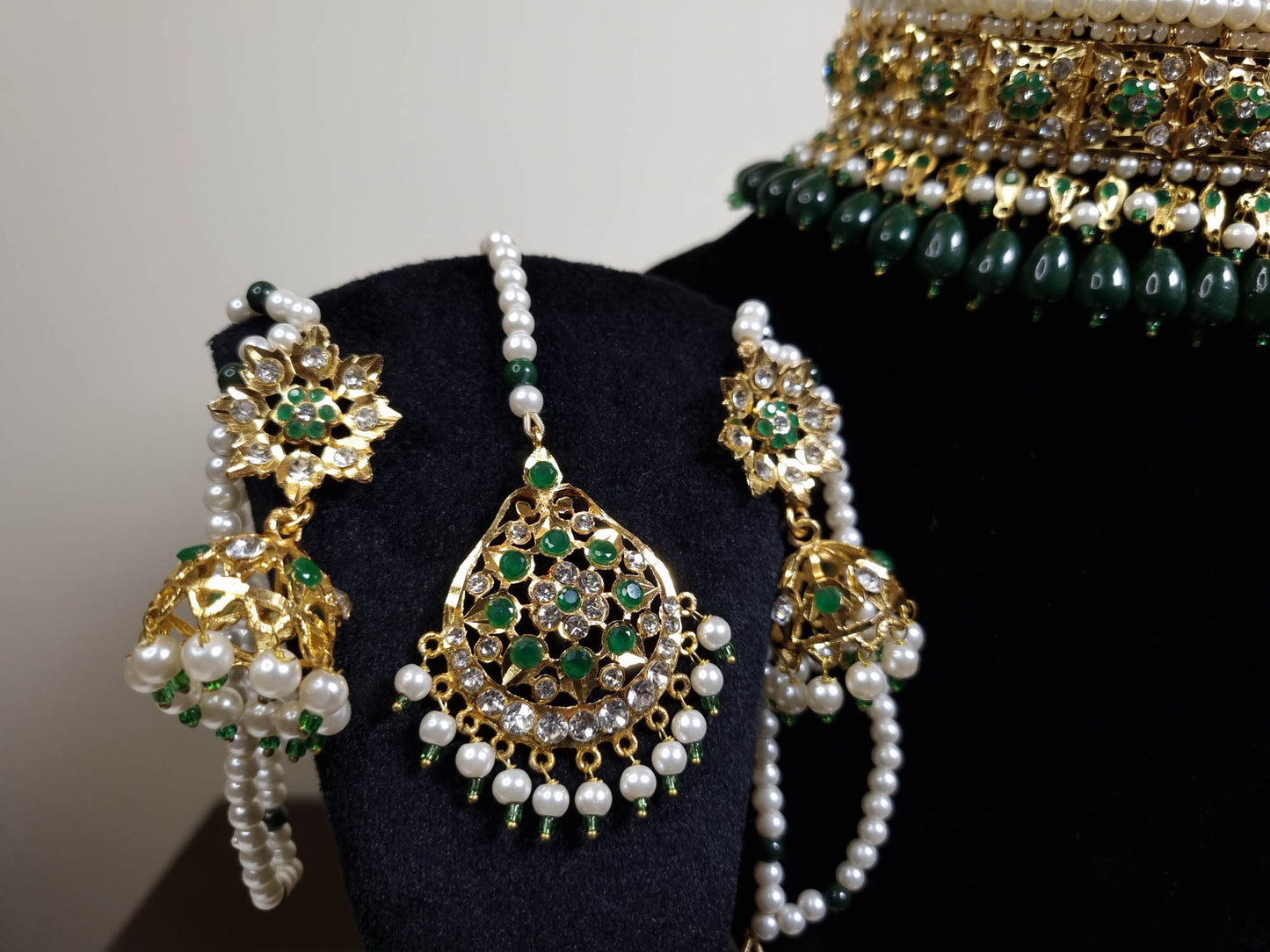 Zareen Emerald Choker Set with Tikka