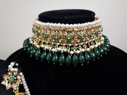 Zareen Emerald Choker Set with Tikka