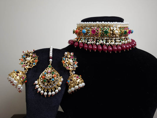 Shahi Aura Naurattan Choker Set with Tikka