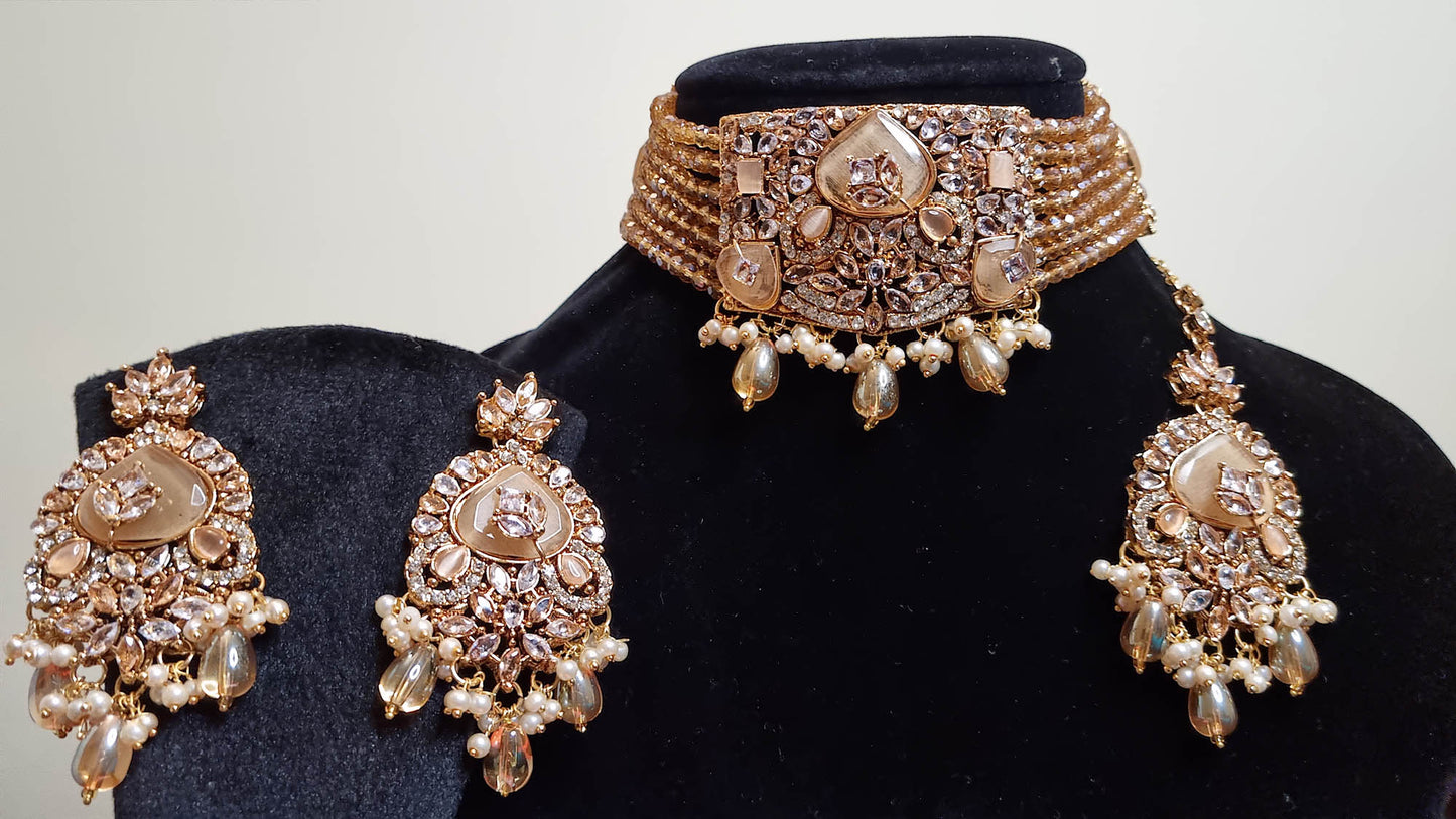 Golden Pearl Blossom Choker Set with Tikka
