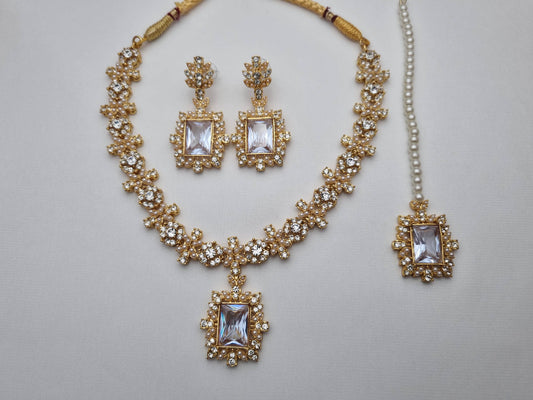 Naqaab Bloom Set with Tikka