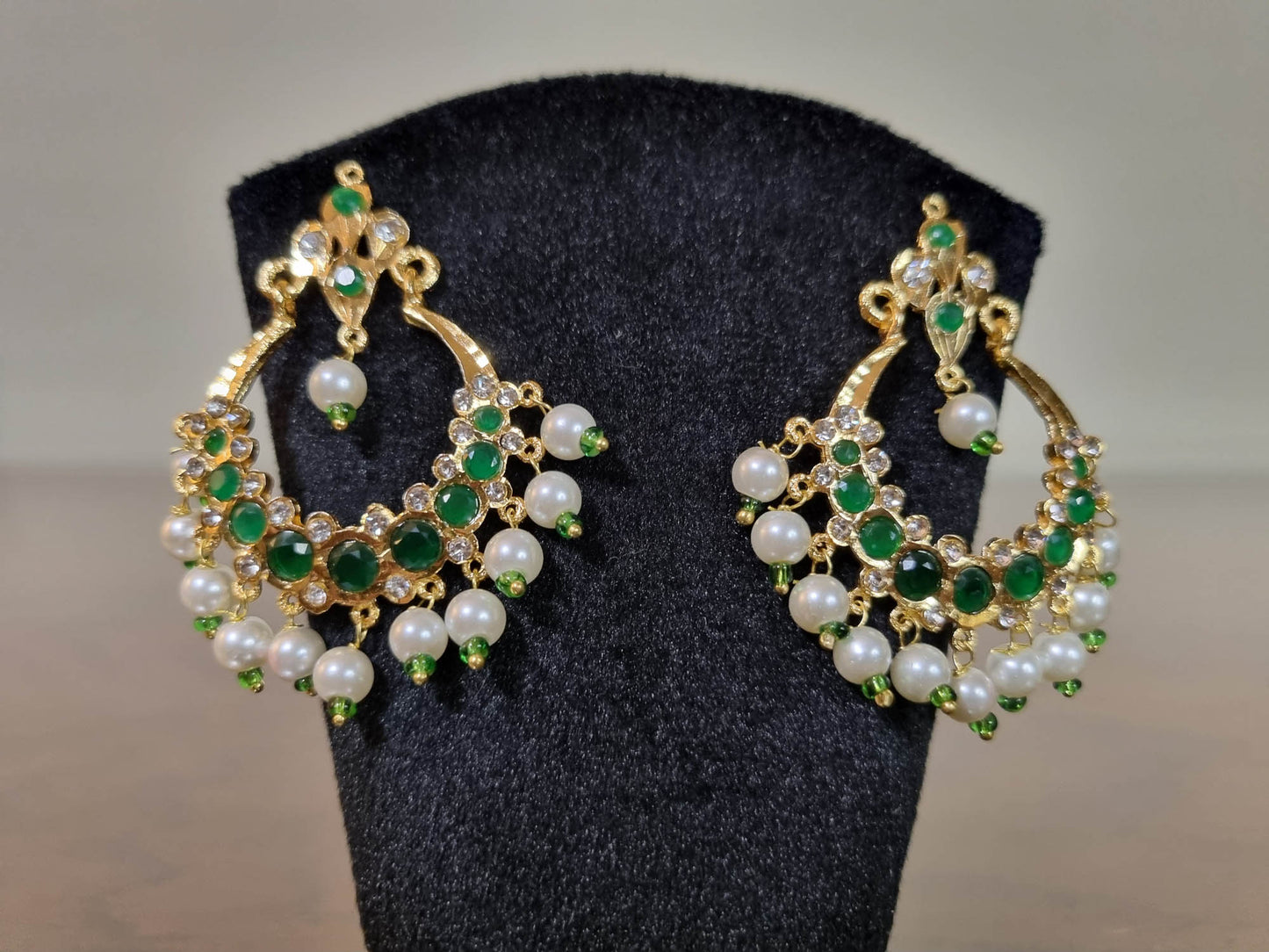 Zamurd Chandbali Earrings